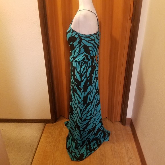 TURQUOISE AND BLACK MAXI DRESS - Picture 4 of 6